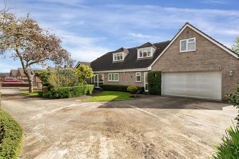 Haddon Close, Stanground... 6 bed detached house for sale