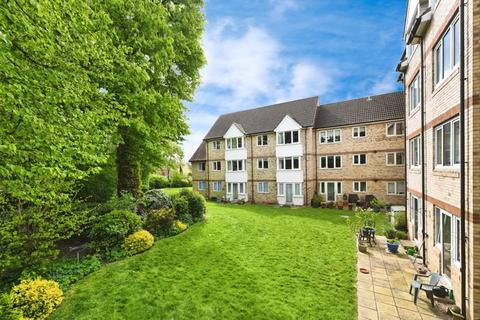 The Grove, Witham CM8 1 bed flat for sale