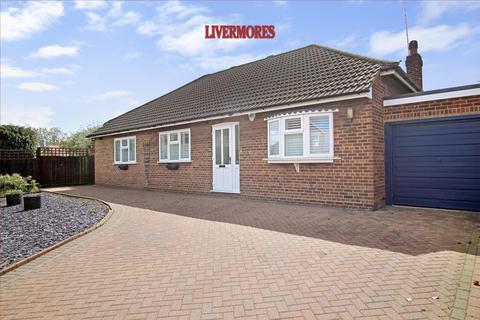 4 bedroom detached bungalow for sale