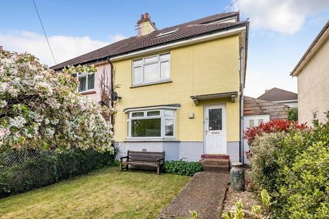 Courtenay Drive, Colyton. Devon 3 bed semi