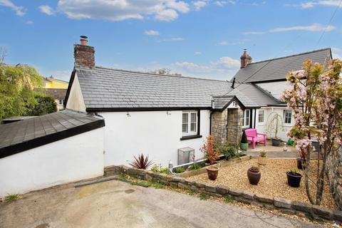 2 bedroom cottage for sale