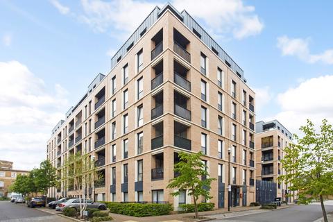 Holman Drive, Southall, UB2 2 bed flat for sale