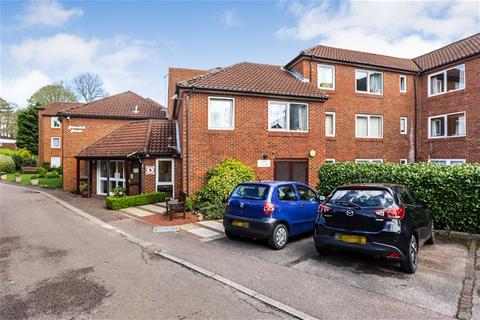 Harpenden AL5 1 bed flat for sale