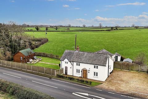 Whitchurch Road, Audlem, CW3 3 bed cottage for sale