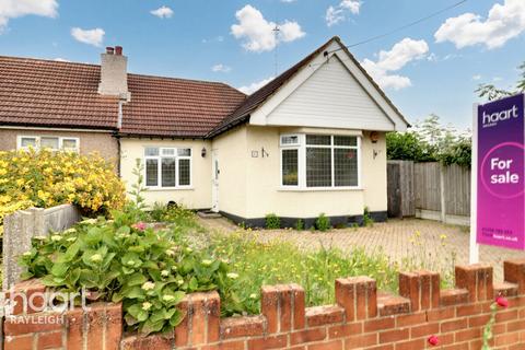 2 bedroom semi-detached bungalow for sale