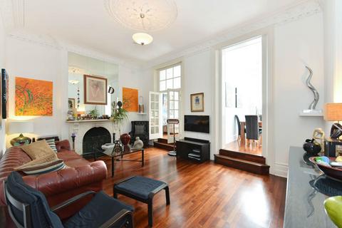 Haven Green, Ealing 2 bed flat for sale