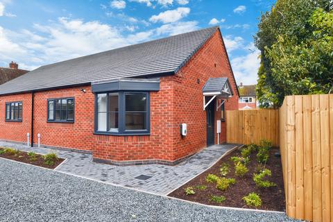 Cresswell Gardens, Stafford Street 2 bed semi