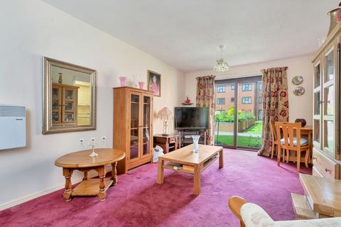 Lincoln Road, Peterborough, PE1 1 bed flat for sale