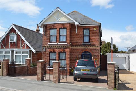 ELMFIELD, RYDE 3 bed detached house for sale