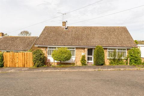 6 Browns Close, Hitcham 2 bed detached bungalow for sale