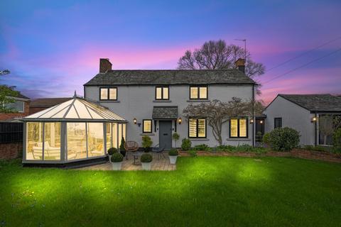 Bushby, Leicestershire LE7 3 bed detached house for sale