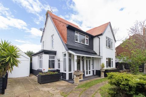 Greenhill Road, Herne Bay, CT6 3 bed detached house for sale