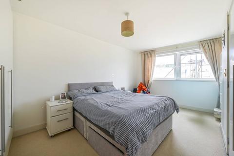 The Galley, Gallions Reach, London, E16 1 bed flat for sale