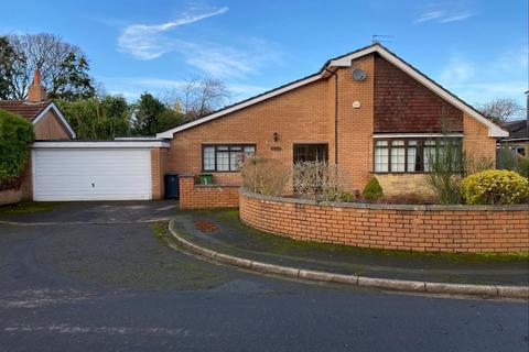 4 bedroom detached bungalow for sale