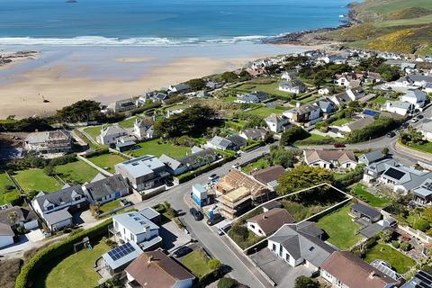 9 Tinners Way, New Polzeath 2 bed detached house for sale
