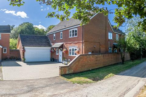 Newland Street, Braybrooke LE16 4 bed detached house for sale