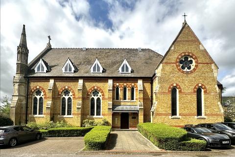 Orphanage Road, Watford, WD24 2 bed apartment for sale
