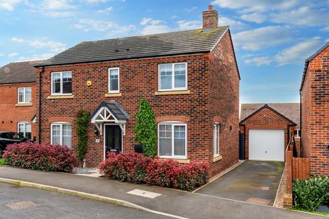 4 bedroom detached house for sale