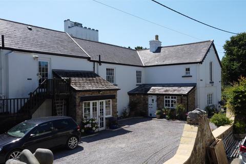 Abbotsham Court, Abbotsham, Bideford 5 bed semi