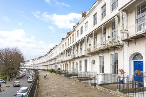 Royal York Crescent, Clifton... 3 bed apartment for sale