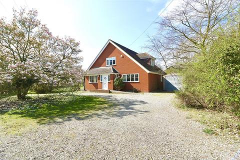 Fairstead Road, Terling, Chelmsford 3 bed detached house for sale