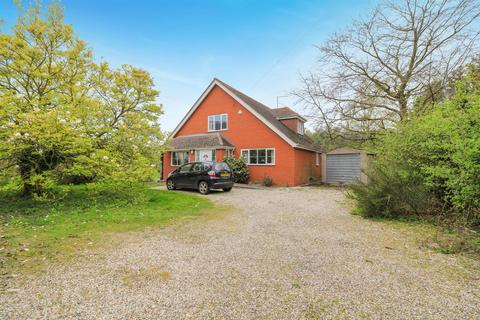 Fairstead Road, Terling, Chelmsford 3 bed detached house for sale