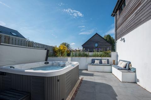 Heywood Lane, Tenby SA70 8 bed detached house for sale