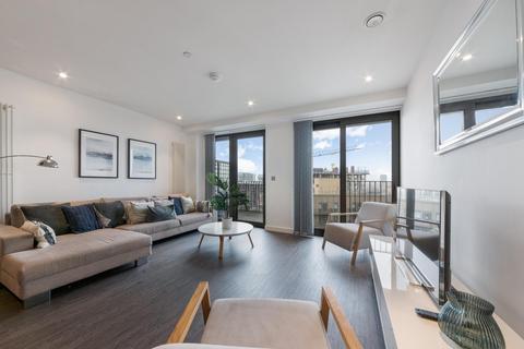 Western Gateway, Royal Wharf, E16 3 bed apartment for sale