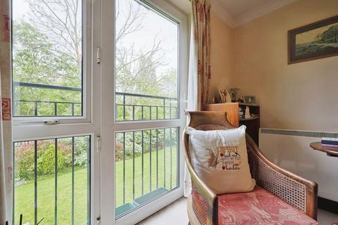 152 Watford Road, Wembley HA0 1 bed flat for sale