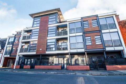 Market Street, Southport PR8 2 bed apartment for sale