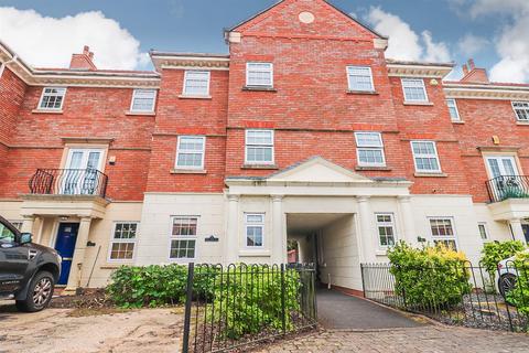 Woodvale Court, Southport PR9 4 bed townhouse for sale