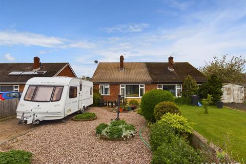 2 bedroom semi-detached bungalow for sale