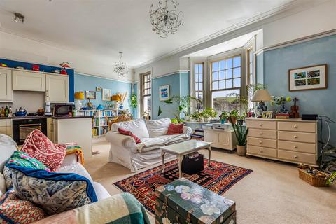 South Embankment, Dartmouth 2 bed apartment for sale