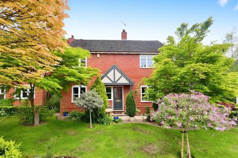 Dighton Close, Clifford Chambers... 4 bed house for sale