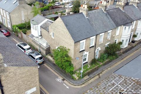 Trafalgar Street, Cambridge 4 bed end of terrace house for sale