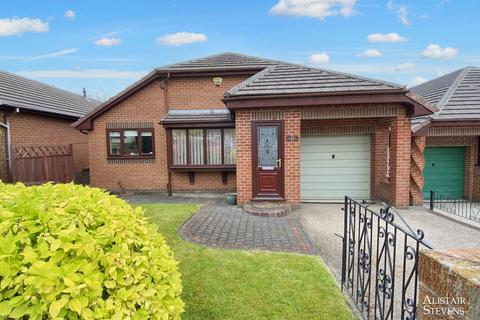 Cheviot Avenue, Royton 3 bed detached bungalow for sale