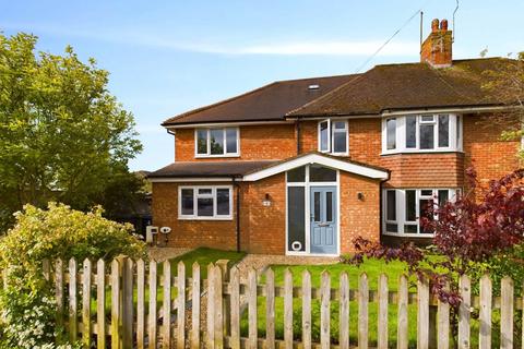 Loddon Road, Bourne End SL8 5 bed semi