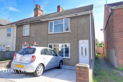 Victoria Road, Lowestoft 3 bed terraced house for sale