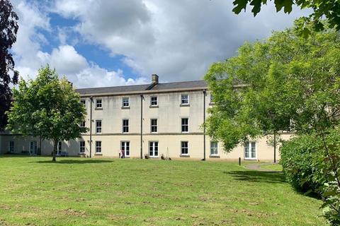 Chesterton Lane, Cirencester... 2 bed apartment for sale