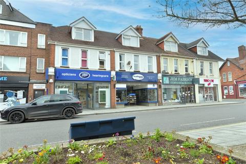 Station Road, New Milton, Hampshire... 2 bed apartment for sale