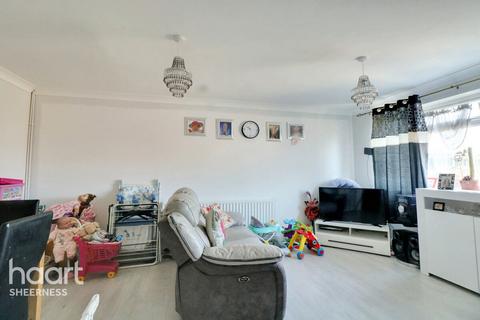 Blatcher Close, Sheerness 3 bed end of terrace house for sale