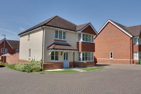Romsey 4 bed detached house for sale