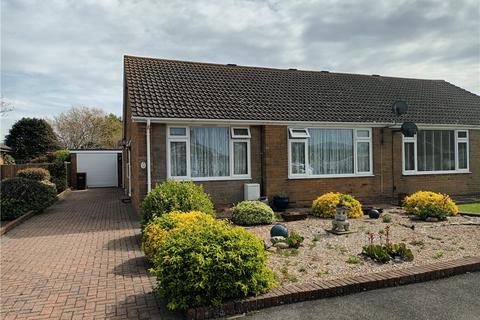 Waverley Gardens, Pevensey Bay, Pevensey 2 bed bungalow for sale