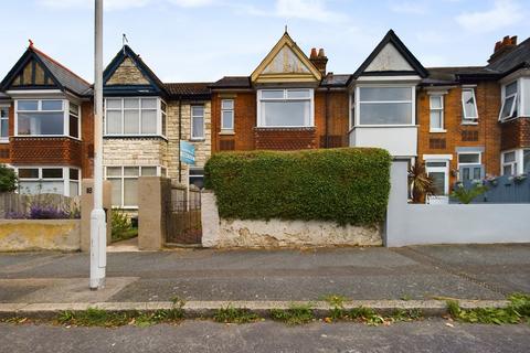 Surrenden Road, Folkestone 2 bed apartment for sale