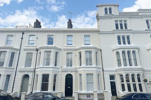St. Catherines Terrace, Hove, BN3 2RH 2 bed maisonette for sale