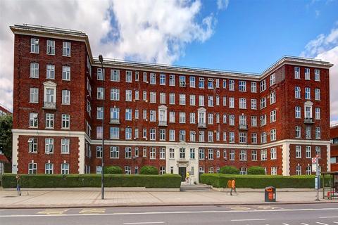 Brixton Hill Court, Brixton SW2 1 bed flat for sale