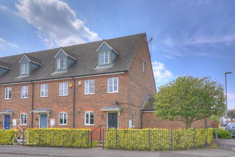 3 bedroom end of terrace house for sale