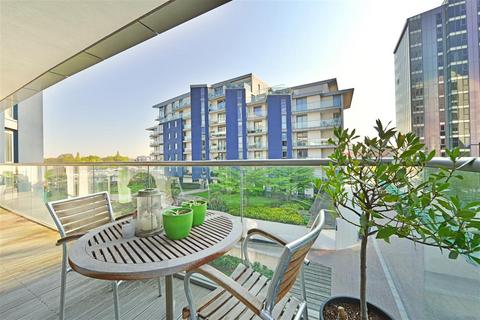 Eastfields Avenue, SW18 2 bed flat for sale