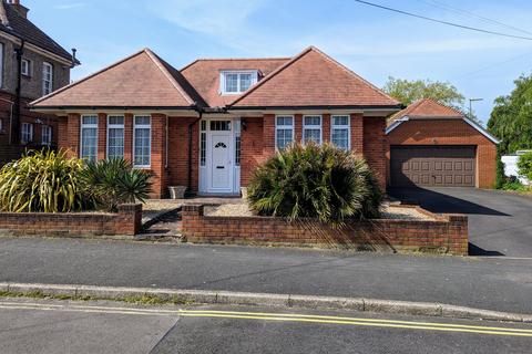 SOUTHAMPTON ROAD, FAREHAM 3 bed detached house for sale