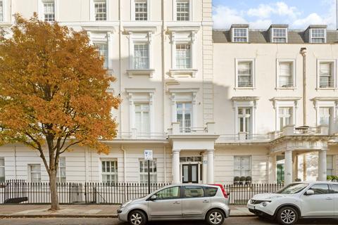 Denbigh Street, London, SW1V 2 bed flat for sale